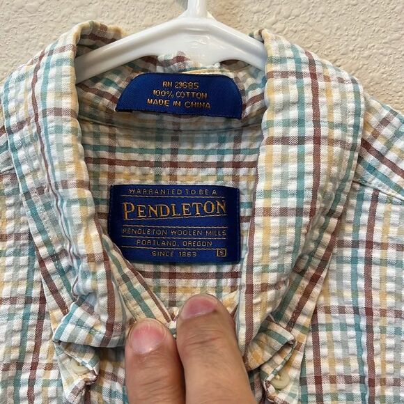 Pendleton Shirt Size: Small - Picture 3 of 3